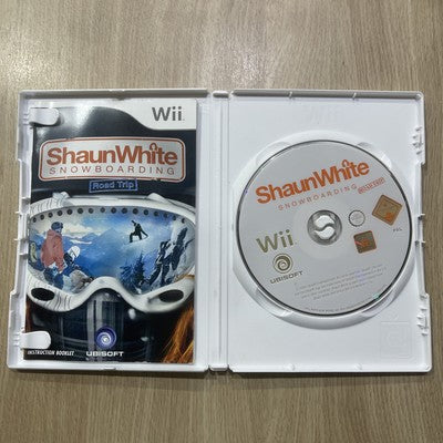 Nintendo Wii (PAL) UK Console + 6 Games, Remotes, Cables Bundle Joblot