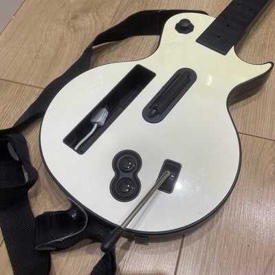 Guitar Hero 3 Legends Of Rock (PAL) Game + White Les Paul Guitar Controller